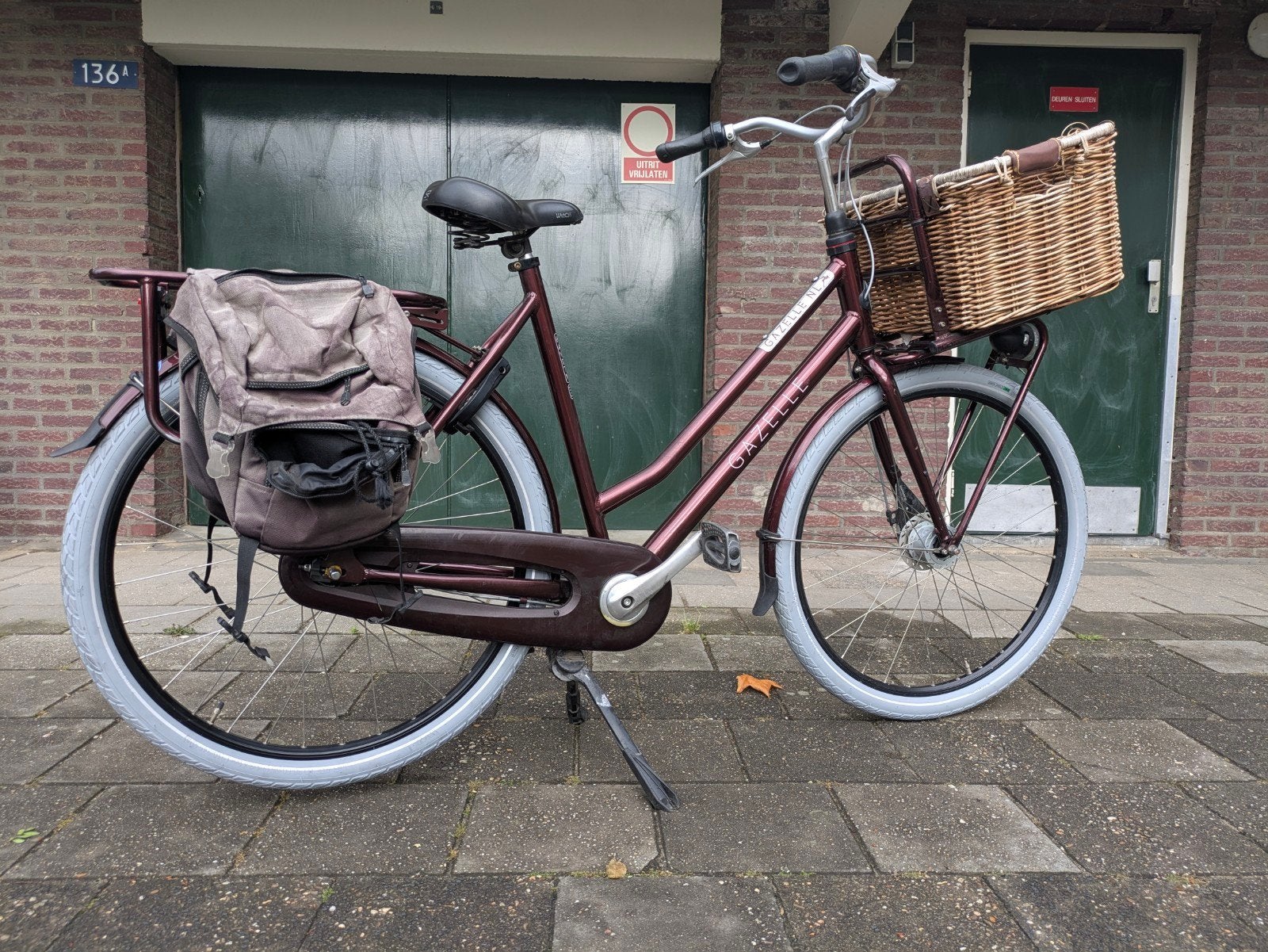 Gazelle Heavey Duty 7 versnellingen "28 inch ( nette staat ), Fietsen en Brommers, Fietsen | Dames | Damesfietsen, Ophalen, Versnellingen