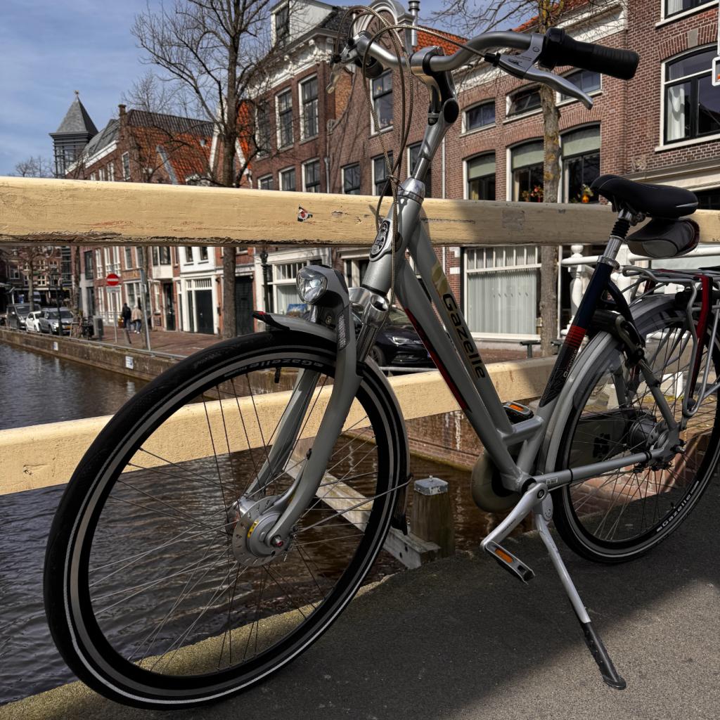 Gazelle Orange Limited Edition Damesfiets | NIEUWSTAAT, Gazelle, Zo goed als nieuw, Support@gazelle.com, Edisonstraat 6
8022 ZP Zwolle
Netherlands