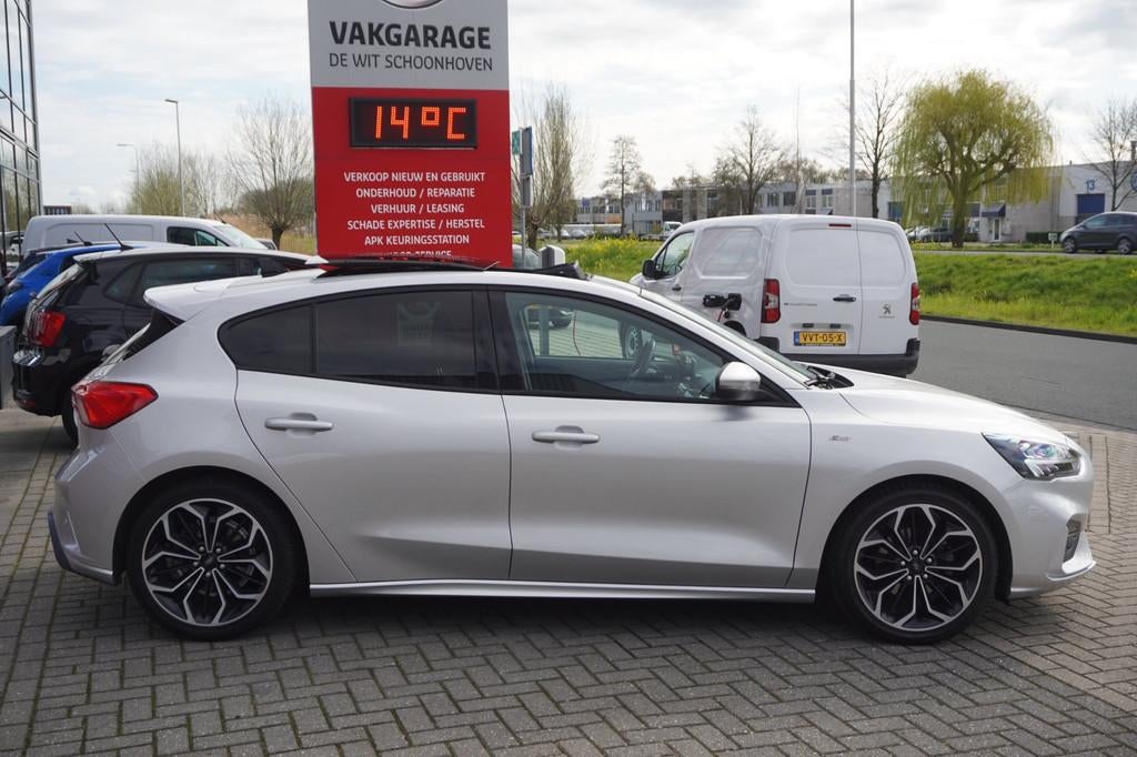 Ford Focus 1.0 EcoBoost ST Line Business / Pano / Carplay /, Gebruikt, Origineel Nederlands, Bedrijf, 3 cilinders