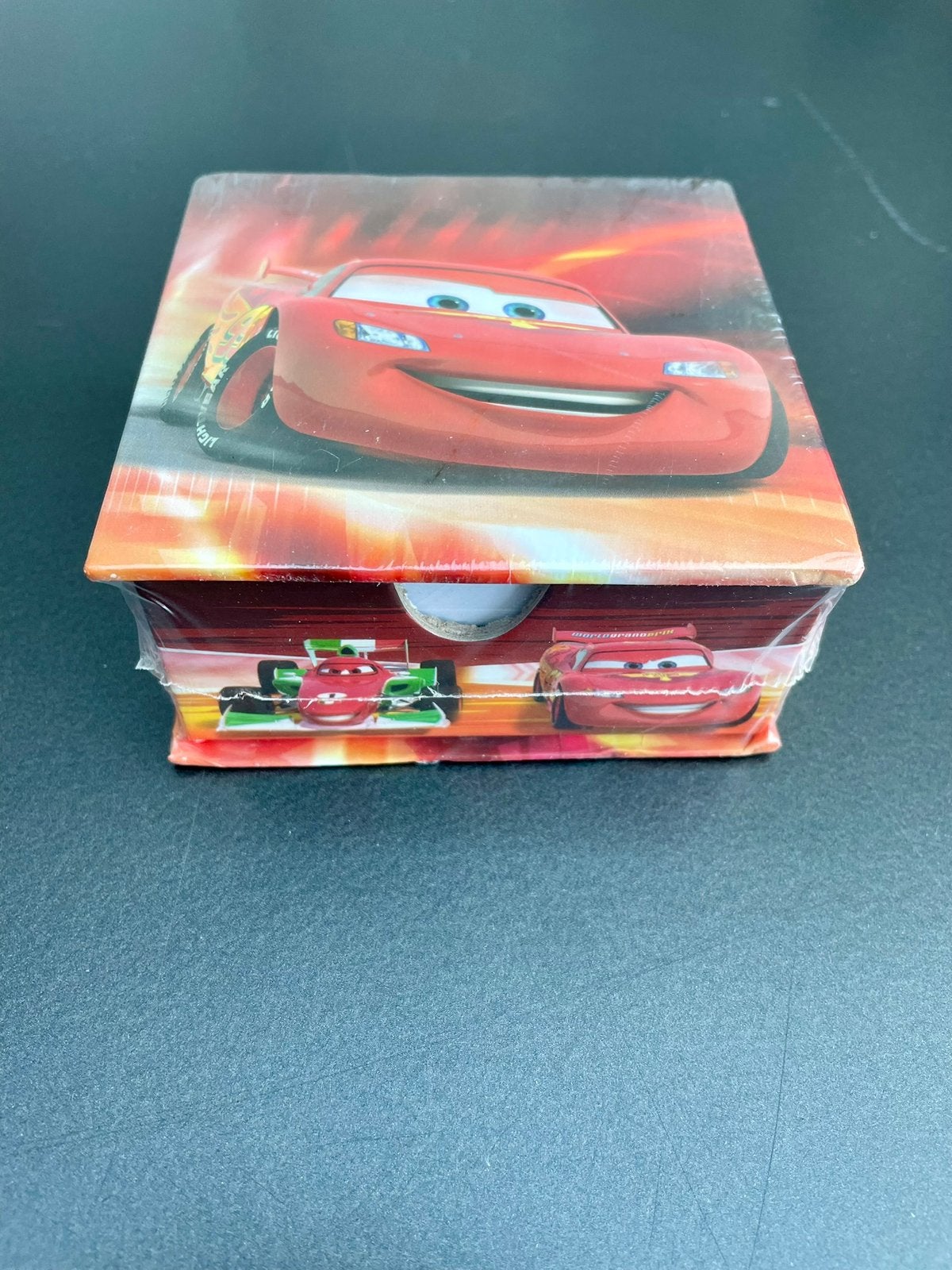 TE KOOP: 200 memoblaadjes van Cars NIEUW in de verpakking, Ophalen of Verzenden, Nieuw