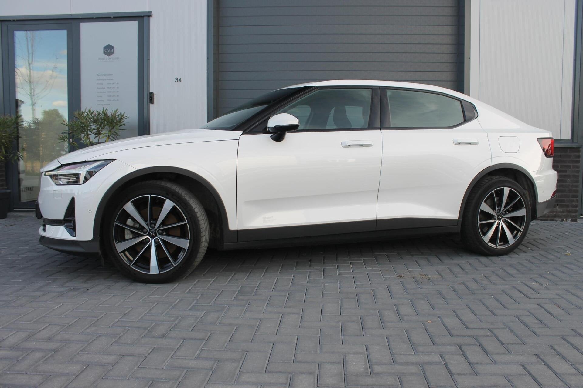 Polestar 2 Long Range Dual Motor Launch Edition 78kWh NAP, Auto's, Automaat, Stof, Gebruikt, Zwart