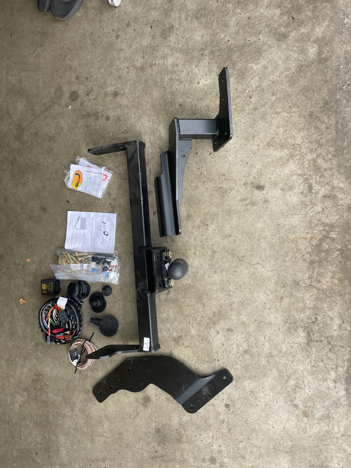 Nieuwe trekhaak voor Ford Transit Connect (2002-2013), Auto-onderdelen, Trekhaken, Ophalen of Verzenden, Nieuw