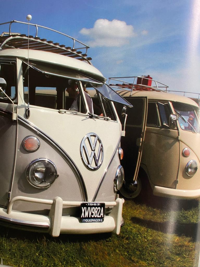 Volkwagen Campers Vans & RV's + DVD (LP Book), Ophalen of Verzenden, Zo goed als nieuw, Volkswagen
