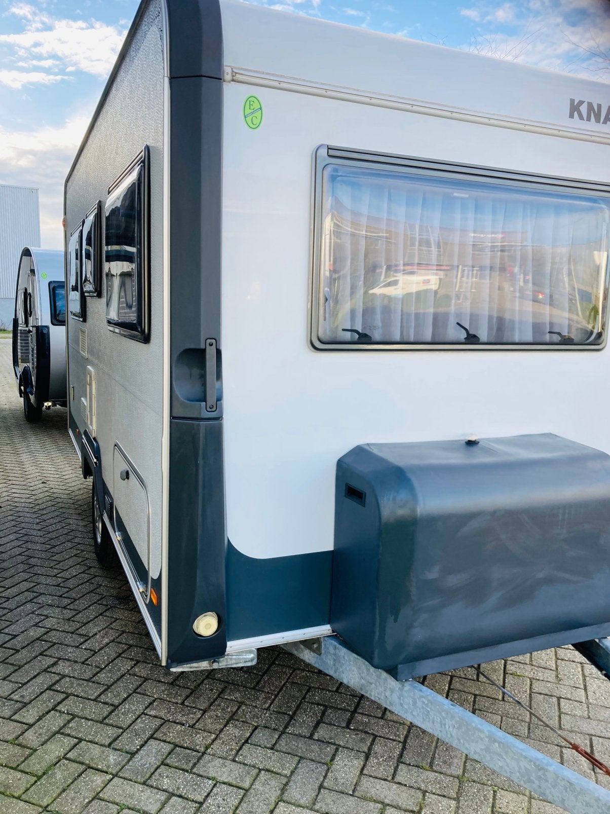 Zeer mooie Deseo, mover luifel , motorcaravan, Omvormbare zithoek, Rondzit, Tabbertknaus, Schokbreker
