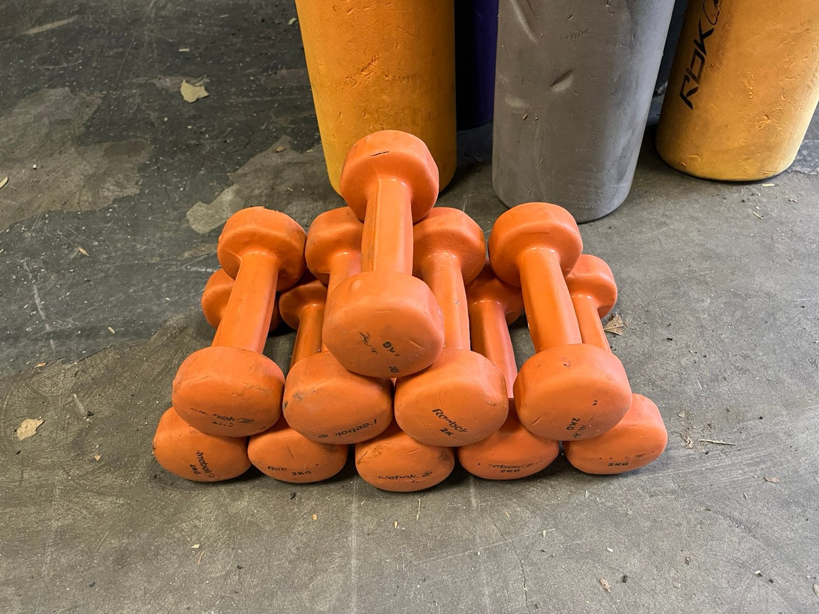 10 x 2 kg rubberen dumbbells gewichten, 10 x 2 kg, Gebruikt, Gewichten, Ophalen of Verzenden