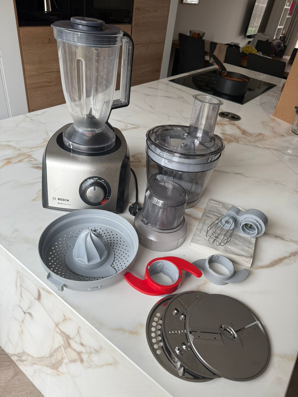 Bosch Keukenmachine/foodprocessor Multitalent 8, Witgoed en Apparatuur, Keukenmixers, Zo goed als nieuw, 3 snelheden of meer, Ophalen of Verzenden