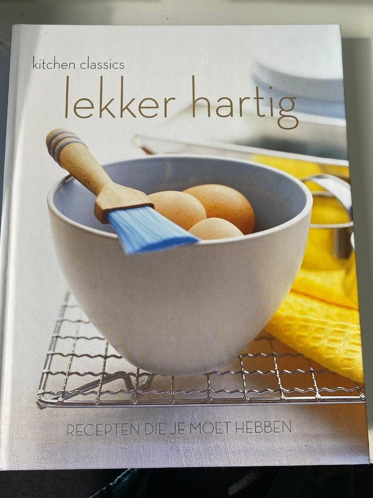 Kitchen classics - Lekker hartig Kookboek, Ophalen of Verzenden, Zo goed als nieuw