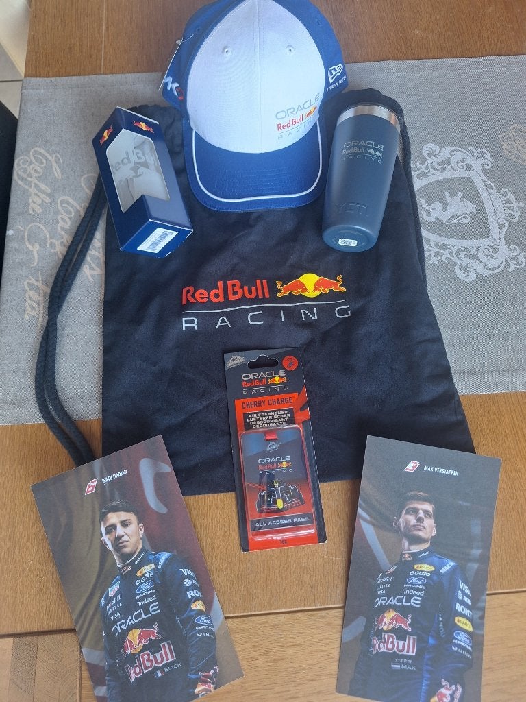 Red Bull Racing Factory Tour-Goodiebag-Milton Keynes-London, Ophalen of Verzenden, Nieuw, Formule 1