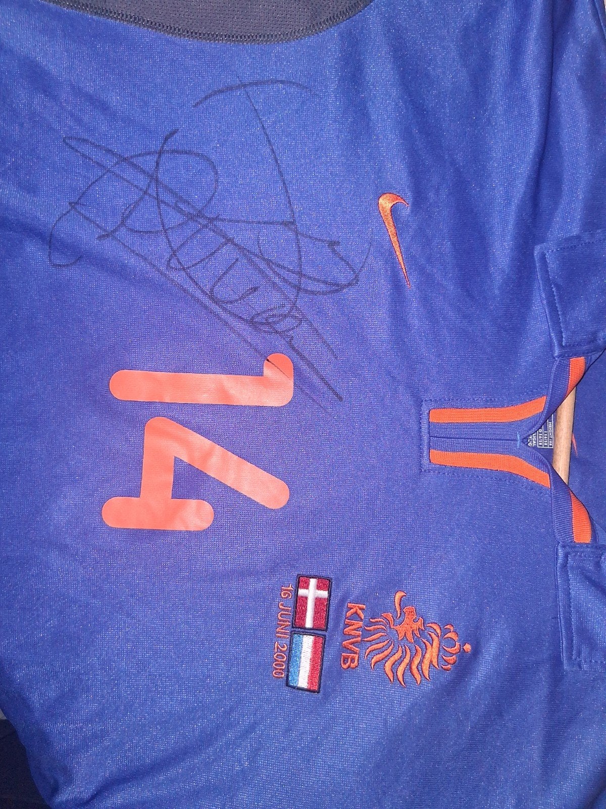 Peter van Vossen EK 2000 T-shirt Gesigneerd

Bij deze bied, Ophalen of Verzenden, Zo goed als nieuw, Feyenoord, Shirt