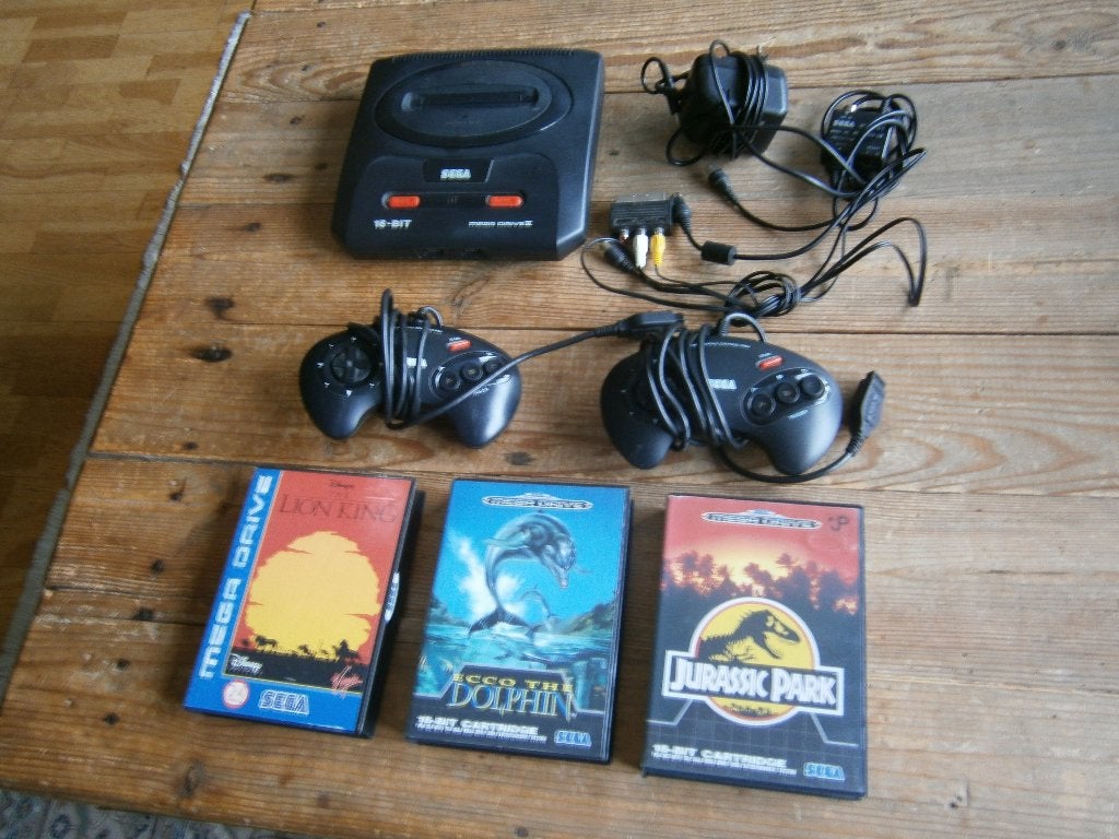 Sega Mega Drive met spellen, Spelcomputers en Games, Ophalen of Verzenden, Gebruikt, Met 2 controllers, Mega Drive