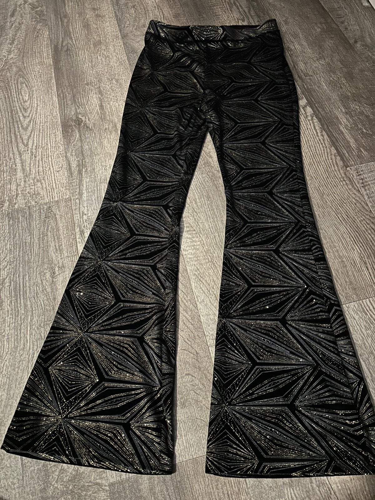 Colourful Rebel flared pants glitter strepen, maat L, Kleding | Dames, Broeken en Pantalons, Zwart, Maat 42/44 (L), Nieuw, Ophalen of Verzenden