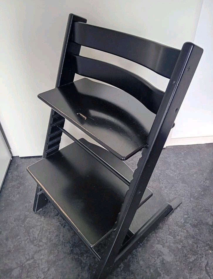 Stokke Tripp Trapp kinderstoel - zwart - 2 stuks, Ophalen, Gebruikt, Meegroeistoel, Aanschuifbaar