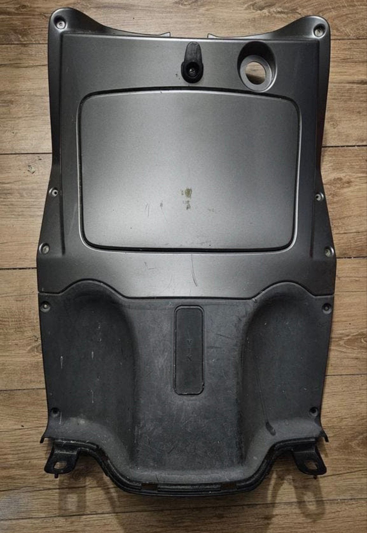 Beenschild / kniekap people s grijs €20, Ophalen of Verzenden, Gebruikt, Overige typen, Kymco