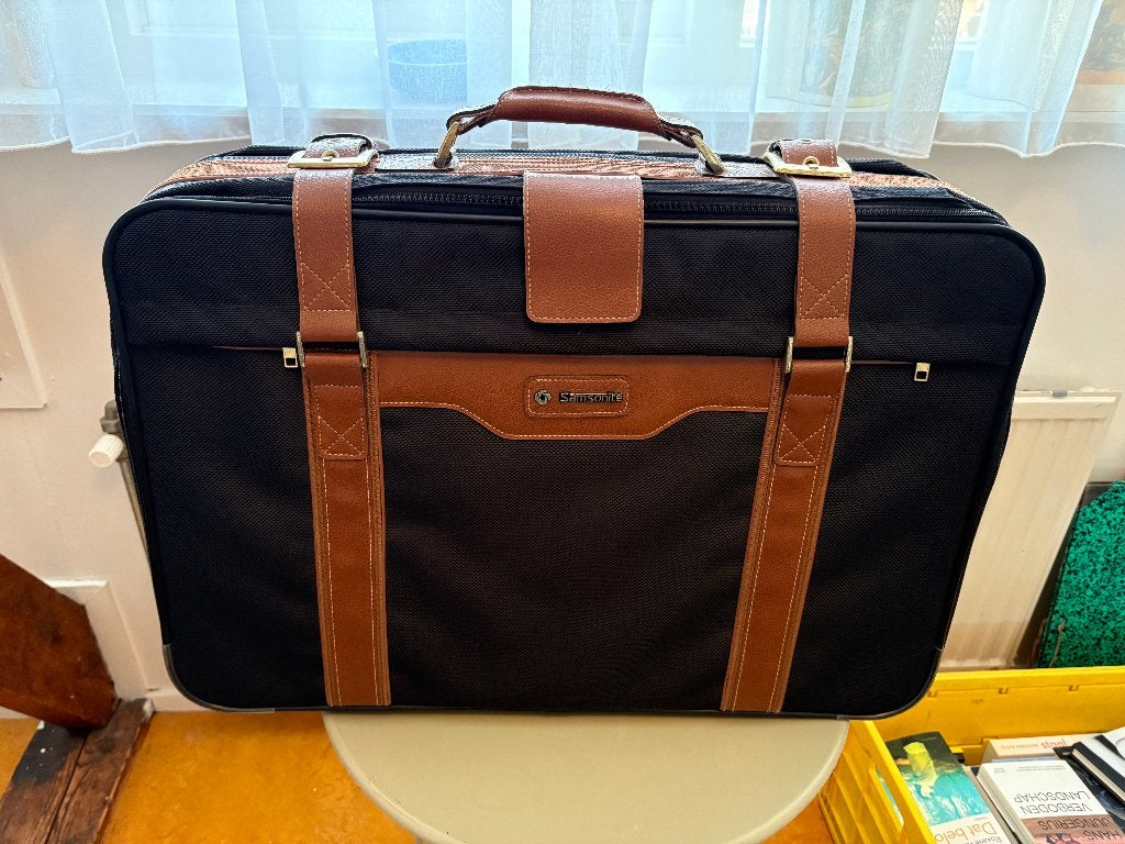 Twee Samsonite koffers, Sieraden, Tassen en Uiterlijk, Ophalen, Slot, Zo goed als nieuw, 70 cm of meer