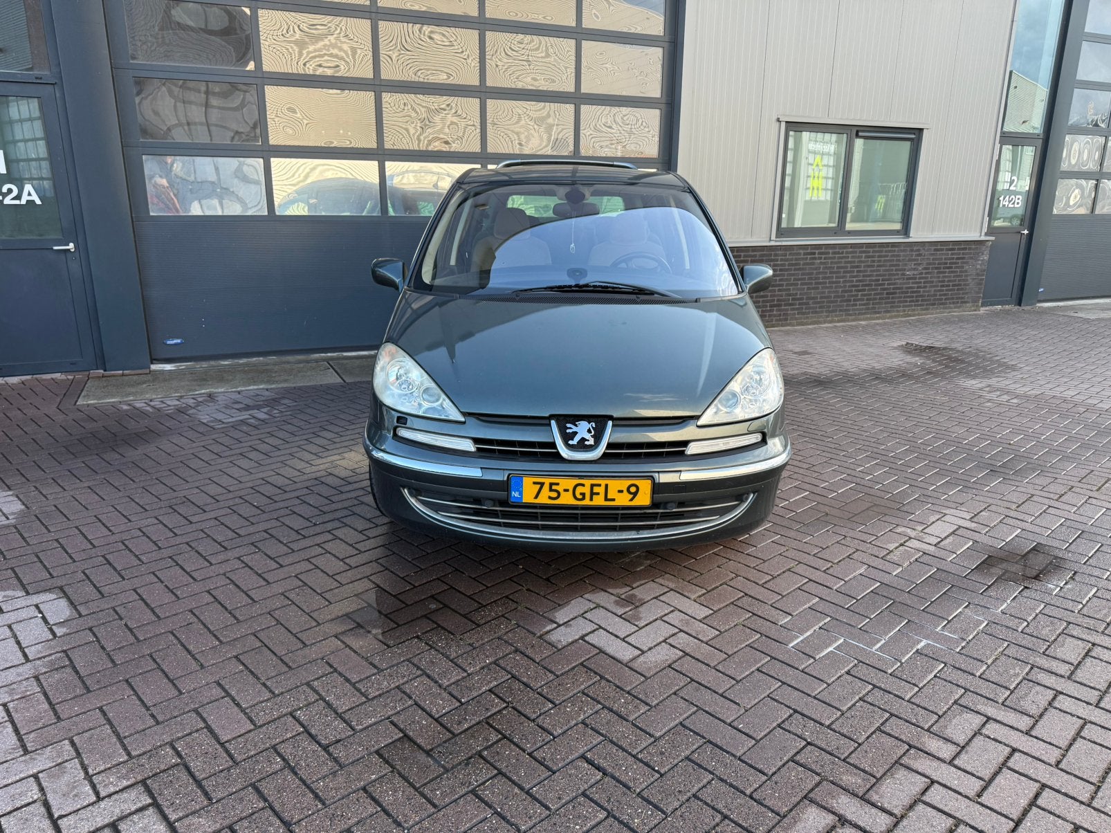 Peugeot 807 2.0 16V 2008 Grijs  airco 7 persoons, Voorwielaandrijving, 450 kg, 31 €/maand, Blauw