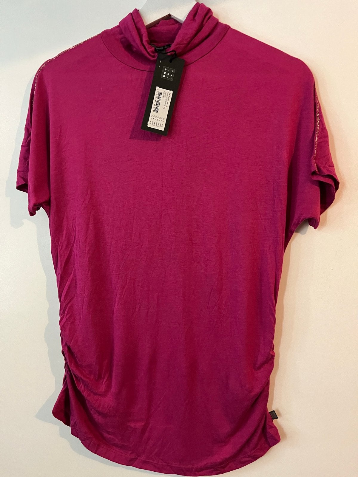 Rituals shirt fuchsia maat M nieuw met kaartje, Maat 38/40 (M), Nieuw, Ophalen of Verzenden, Korte mouw