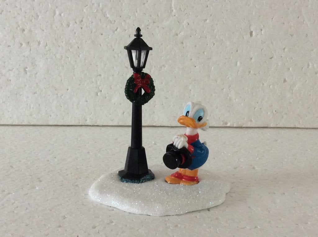 Disney Dagobert Duck - beeldje - kerstdorp, Verzamelen, Disney, Ophalen of Verzenden, Donald Duck, Zo goed als nieuw, Beeldje of Figuurtje