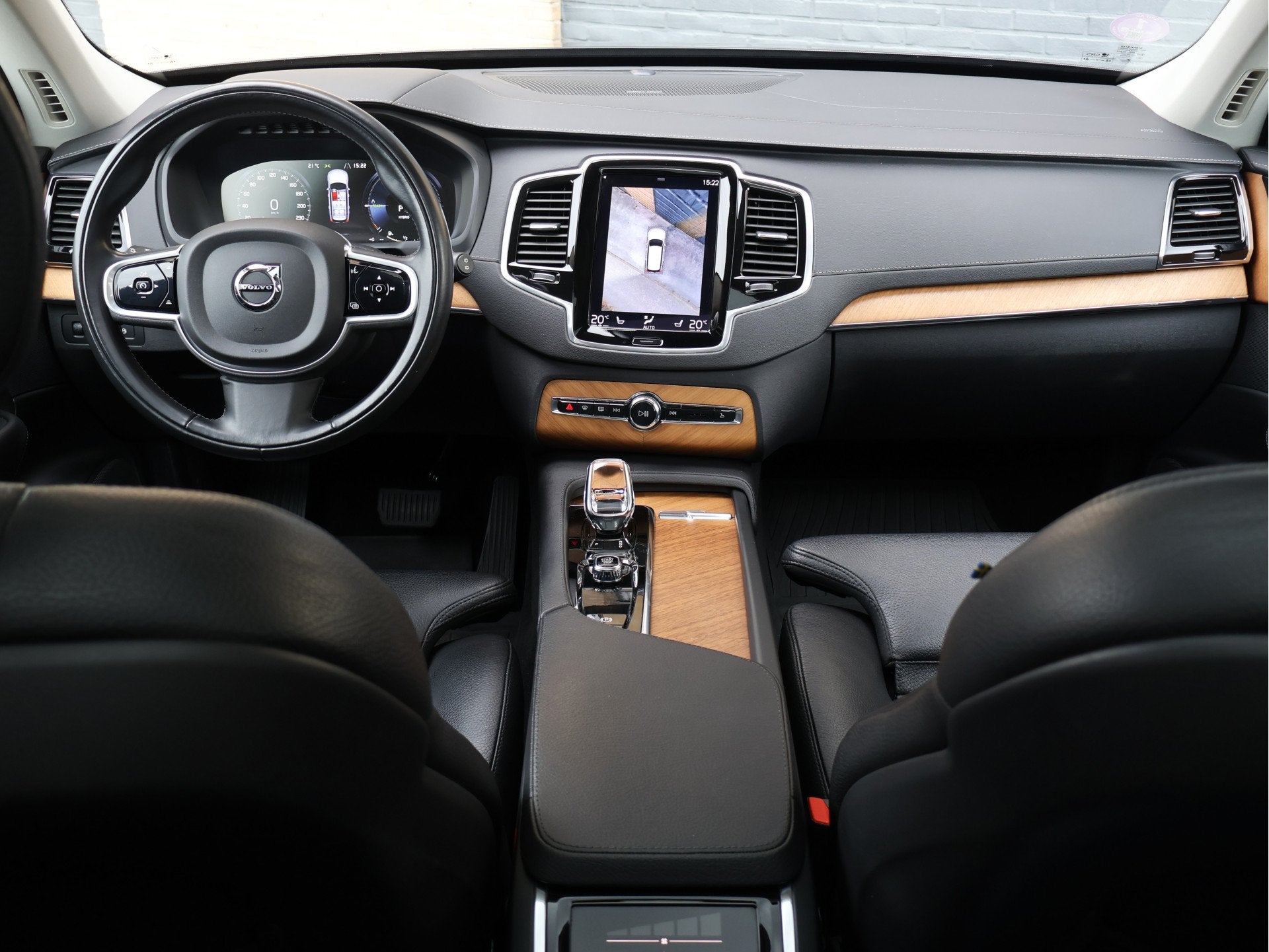 Volvo XC90 2.0 T8 Recharge AWD Inscription 7p. Pano | Harman, Gebruikt, 4 cilinders, 7 stoelen, Zwart