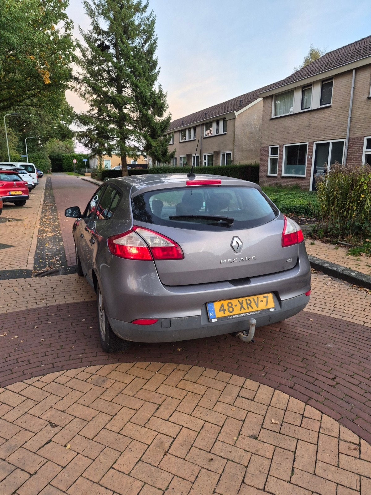 Renault Mégane 1.5 DCI 81KW HB 2012 Grijs, Auto's, 4 cilinders, Particulier, 125 €/maand, 29 km/l