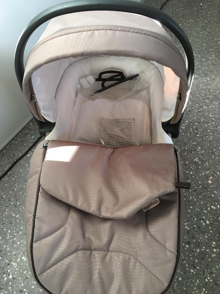 combinatie kinderwagen 3-delig merk Peg-Perego, Kinderen en Baby's, Kinderwagens en Combinaties, Gebruikt, Combiwagen, Verstelbare duwstang