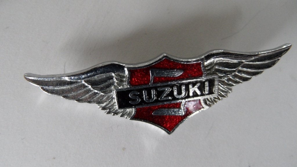 Suzuki motor speld, geëmailleerde broche, Verzenden, Gebruikt, Merk, Speldje of Pin