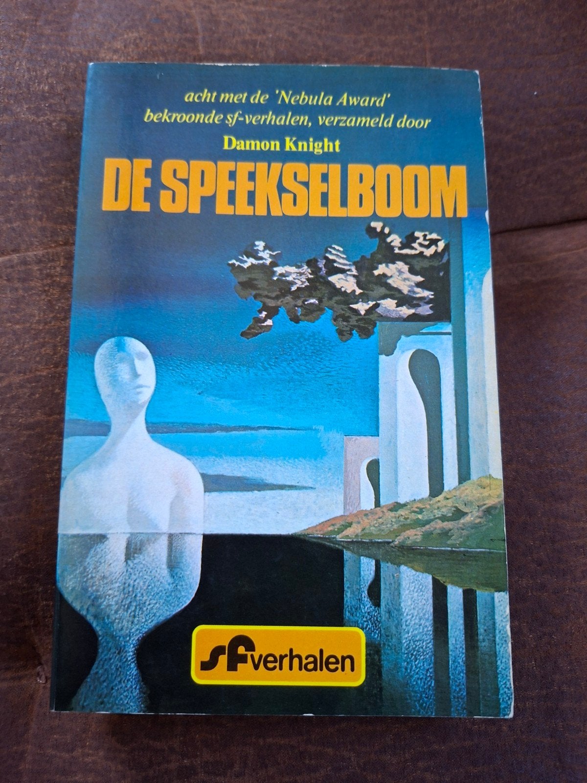 De speekselboom - Damon Knight, Ophalen of Verzenden, Gelezen