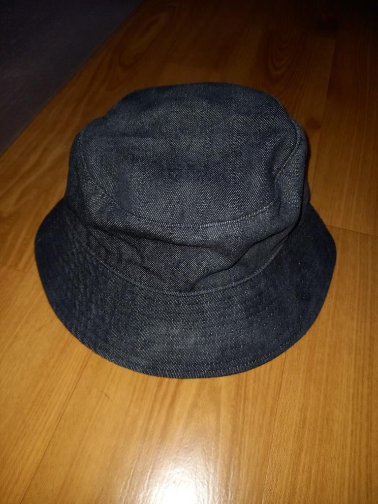 ZGAN!!  Grijze Bucket hat, Kleding | Heren, Hoeden en Petten, Ophalen of Verzenden, Zo goed als nieuw, Hoed