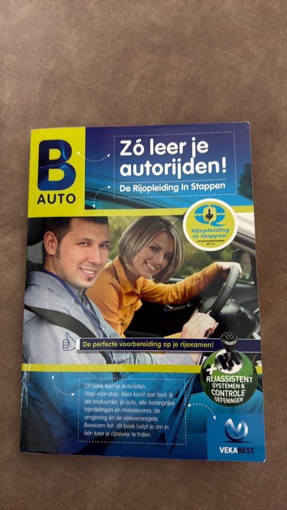 Rijopleiding boek, Boeken, Studieboeken en Cursussen, Ophalen, Niet van toepassing, Zo goed als nieuw, Vekabest