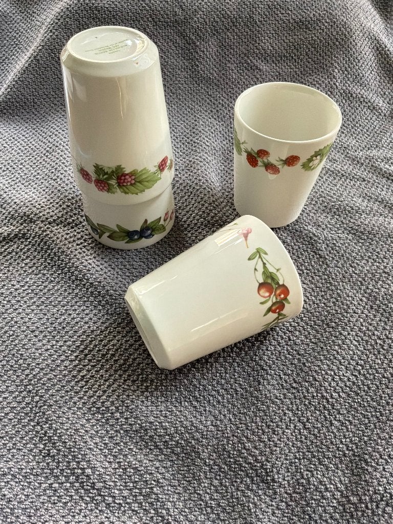 Melkbekers Marjolein Bastin, Zo goed als nieuw, Overige stijlen, Wedgwood, Porselein