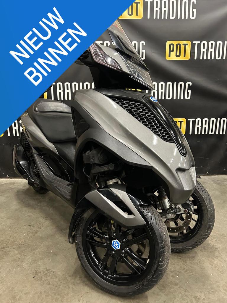 Piaggio MP3 300 Yourban 2013 autorijbewijs 3 mnd garantie, Motoren, Scooter, Bedrijf, Piaggio Vespa B.V., Minervum 7272
4817 ZM  Breda, NL