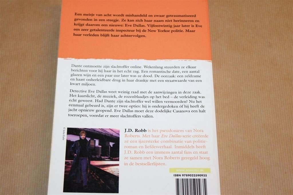 Verleiding — J.D. Robb [Nora Roberts, 2020], Ophalen of Verzenden, Gelezen