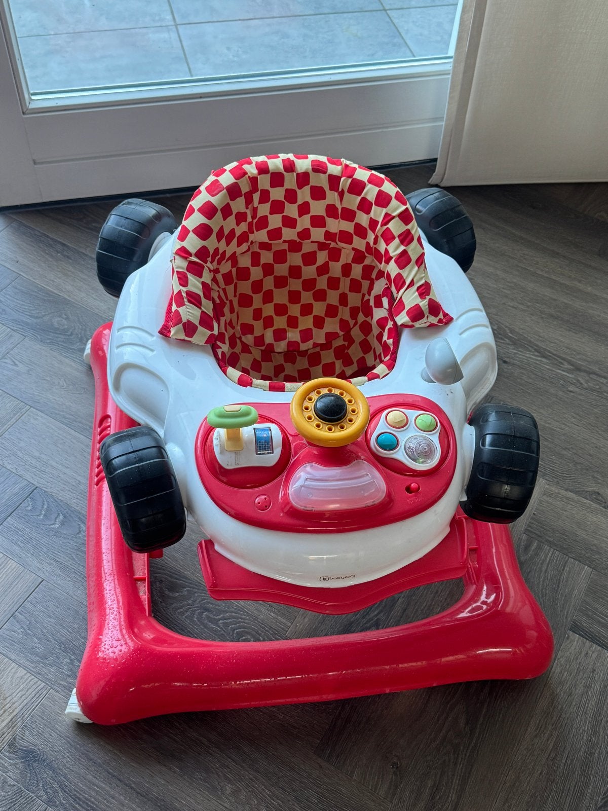 Babywalker loopauto van Babygo, Kinderen en Baby's, Ophalen, Zo goed als nieuw, Auto, Met licht