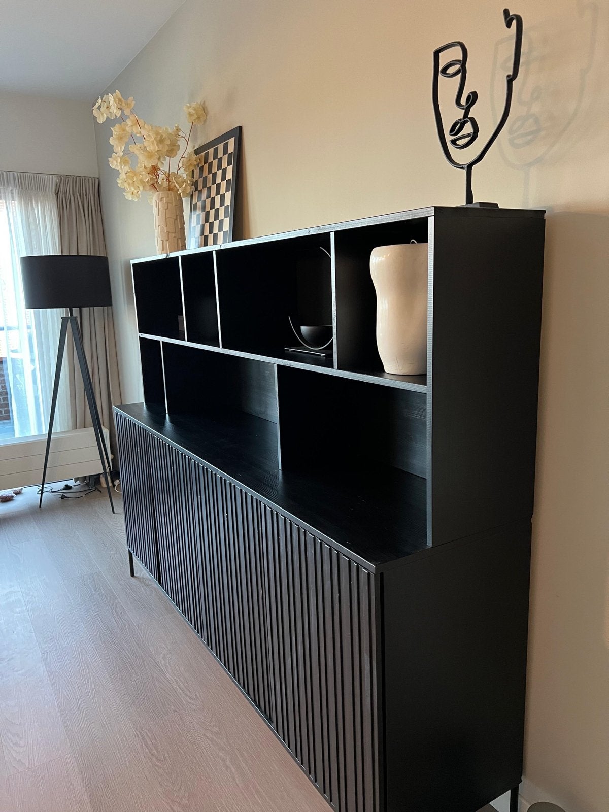 Zwart dressoir met open vakkenkast - Modern design, Ophalen, Gebruikt, 150 tot 200 cm, 25 tot 50 cm