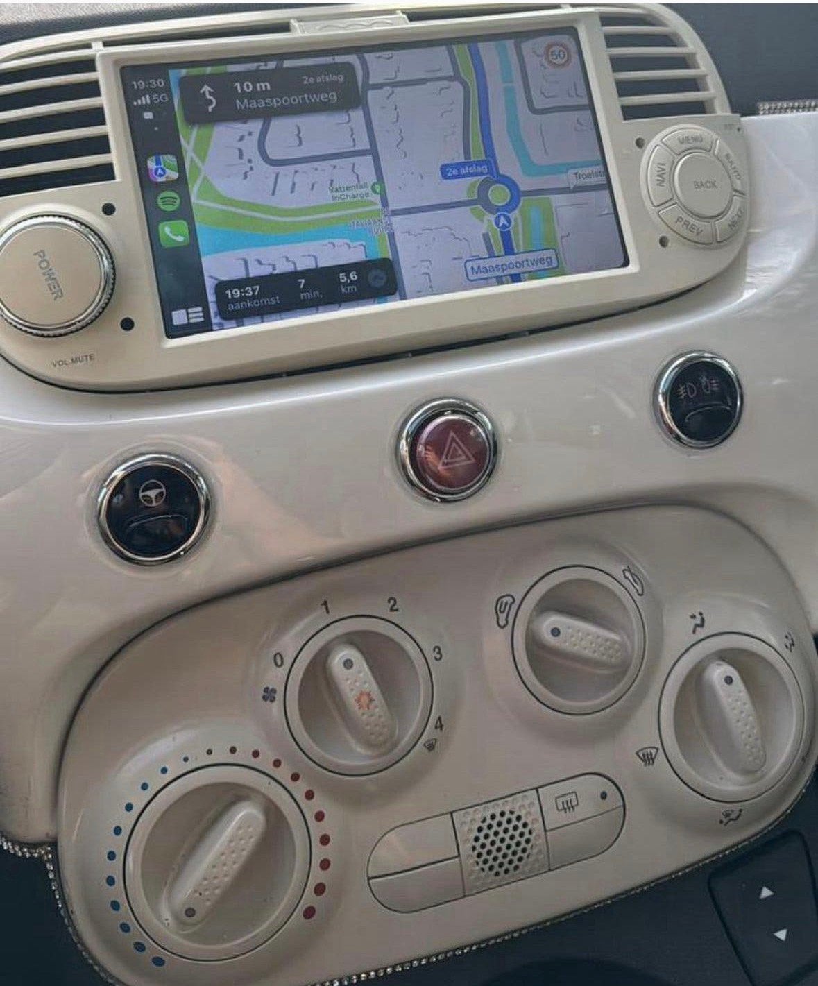 Foto 2 van Fiat 500 carplay 2007 t/m 2015 + MONTAGE!