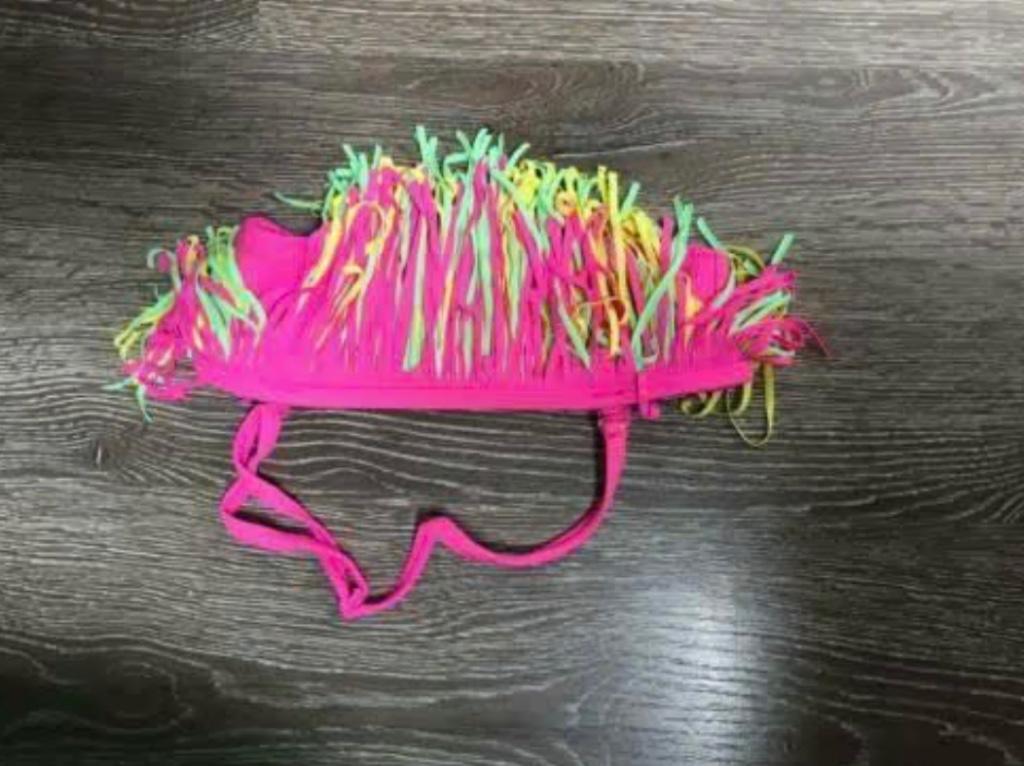 roze bikini top met vrolijke franjes in maat 104/110 Ibiza, Ophalen, Zo goed als nieuw, Meisje, Bikiniset