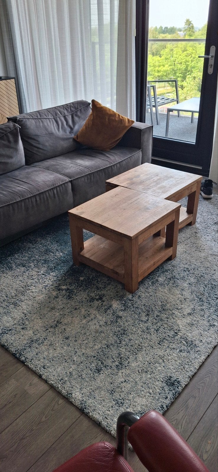 Set van 2 massief houten bijzettafels, Ophalen, Minder dan 50 cm, Gebruikt, Vierkant