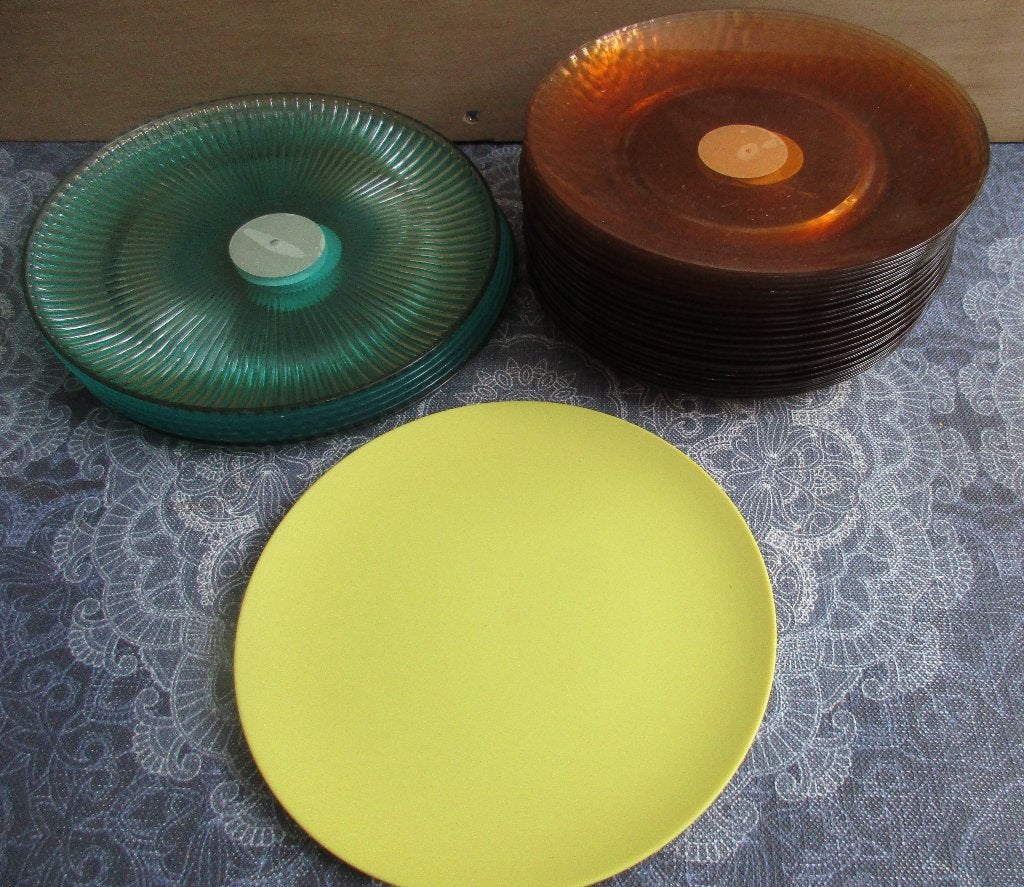 diverse nieuwe kunststof borden 20 en 22 cm - 1,00 per stuk, Ophalen of Verzenden, Nieuw