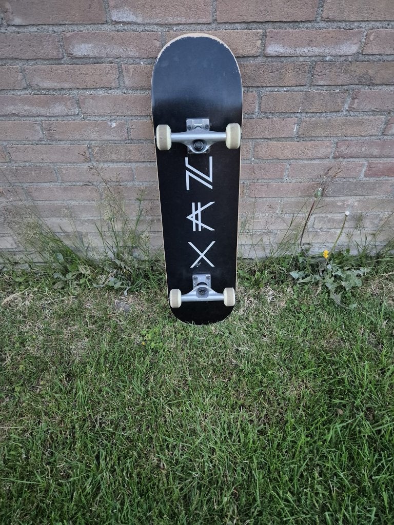 NKX Skateboard, Ophalen of Verzenden, Zo goed als nieuw, Skateboard
