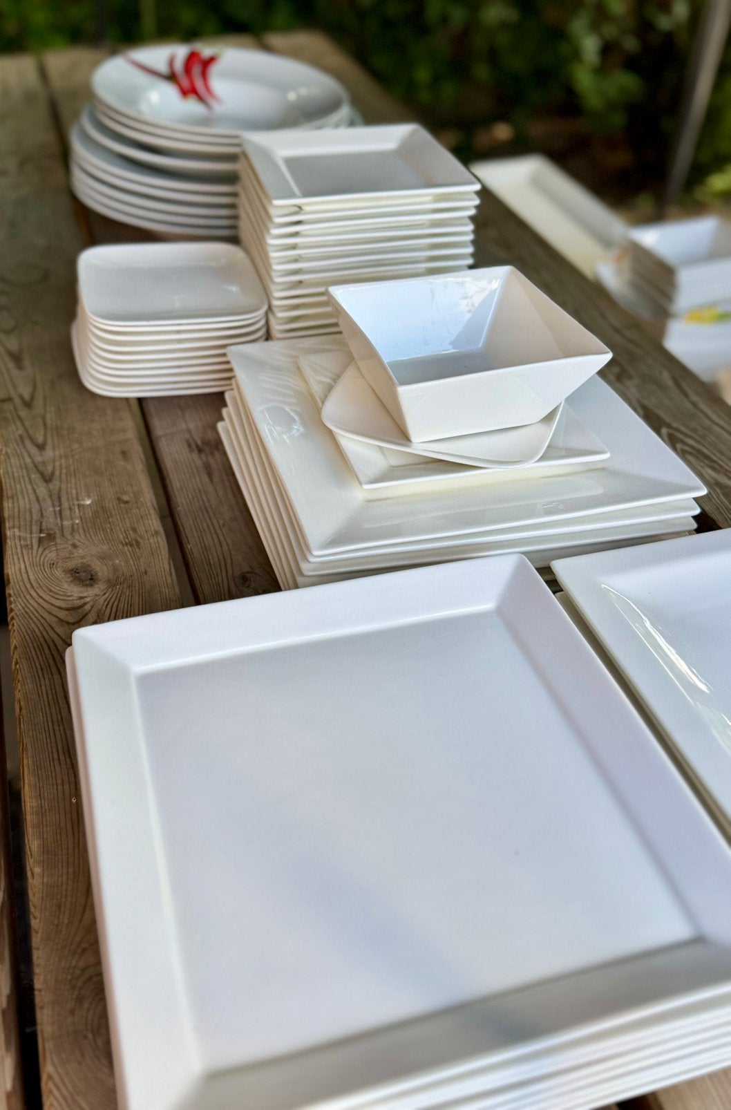 Veel wit vierkant servies - serveerschalen - glaswerk - zgs, Huis en Inrichting, Ophalen, Overige merken, Zo goed als nieuw, Bord(en)