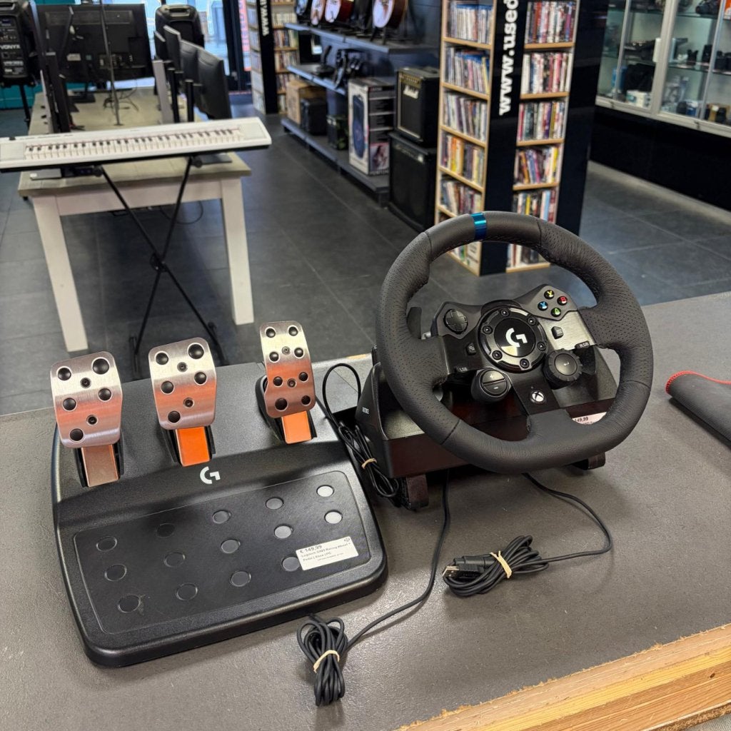 Logitech G923 Racing Wheel + Pedal | Xbox | PC, Logitech, Zo goed als nieuw, Support@logitech.com, EPFL - Quartier de l'Innovation
Daniel Borel Innovation Center
1015 Lausanne
Switzerland