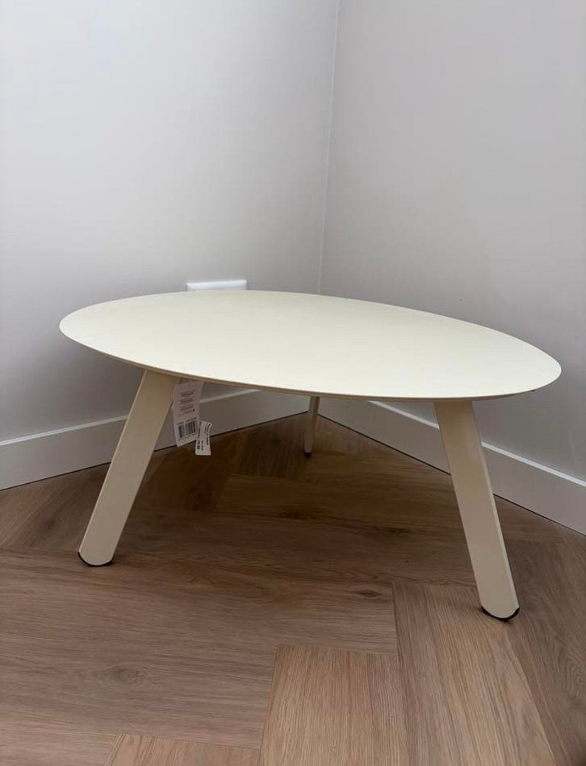Tiki bijzettafel, Ophalen, Minder dan 45 cm, Rond, 55 tot 75 cm