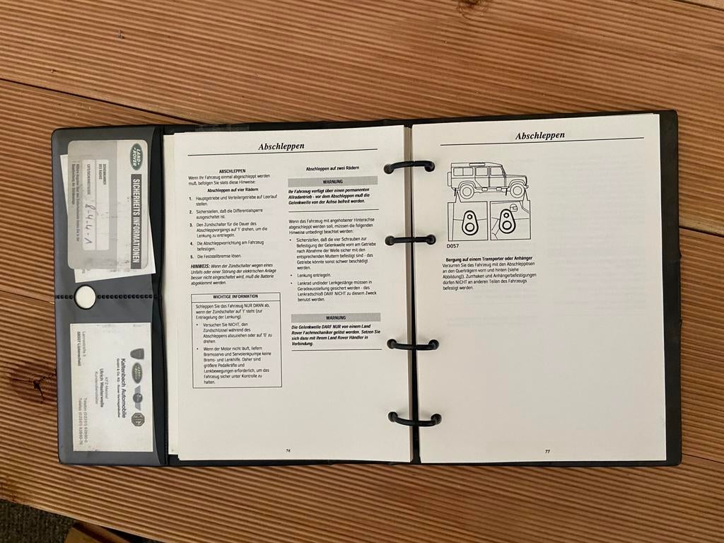 Duits instructieboekje LR Defender, Ophalen of Verzenden