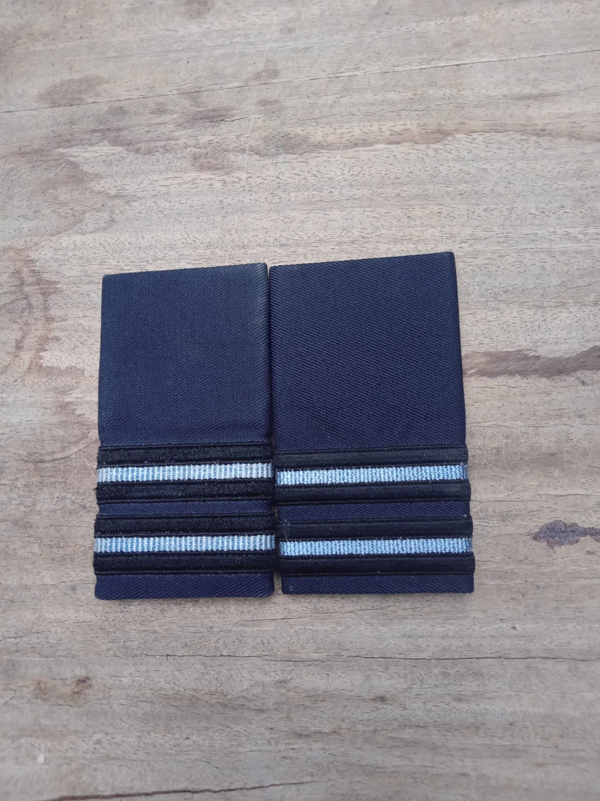 Epauletten Kapitein 9 x 5 cm, Ophalen of Verzenden, Overige soorten, Overige gebieden, Kleding of Schoenen