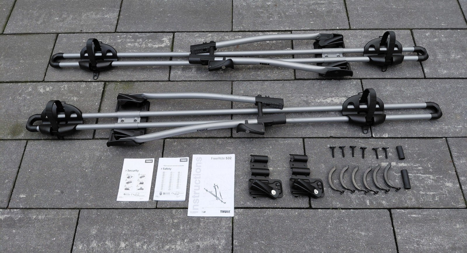 Te koop 2 stuks Thule FreeRide 532 fietsendragers, Ophalen, Zo goed als nieuw