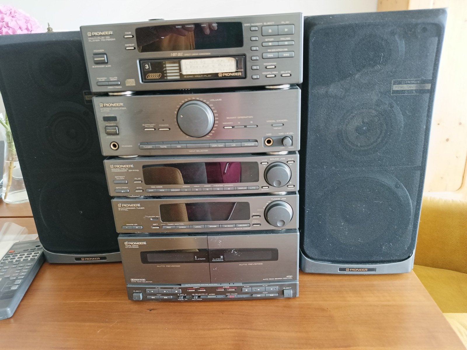 Pioneer mini Stereo toren met 2 boxen, afstandsbediening, 19, Audio, Tv en Foto, Stereo-sets, Ophalen, Gebruikt, Tuner of Radio