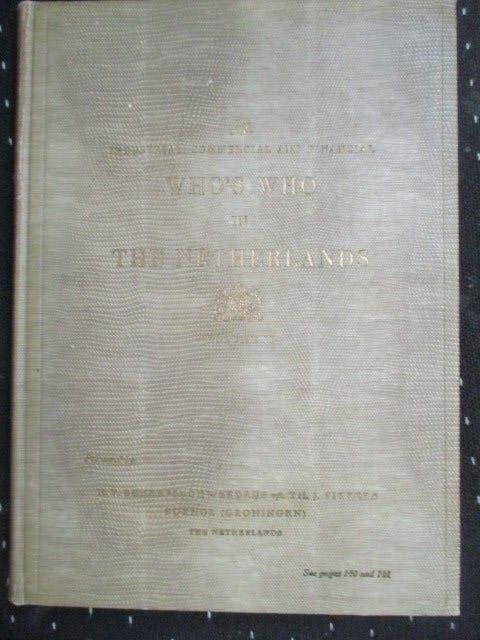 Who is who in the Netherlands, vol. 2, diverse bedrijven, Ophalen of Verzenden, 20e eeuw of later, Gelezen
