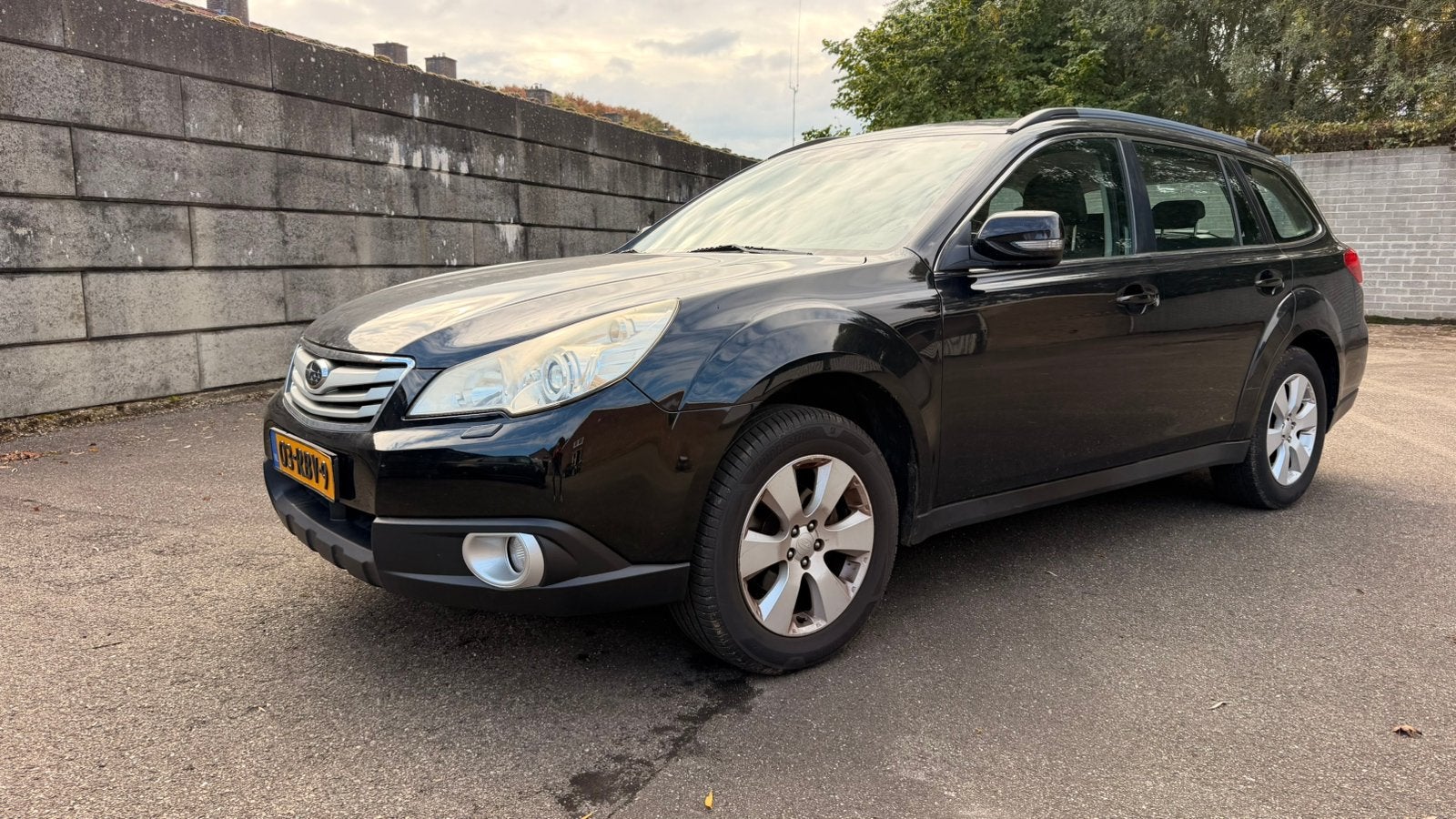 Subaru Legacy 2.5i Outback AWD CVT uit 2011, Auto's, Automaat, 1800 kg, Zwart, 4 cilinders