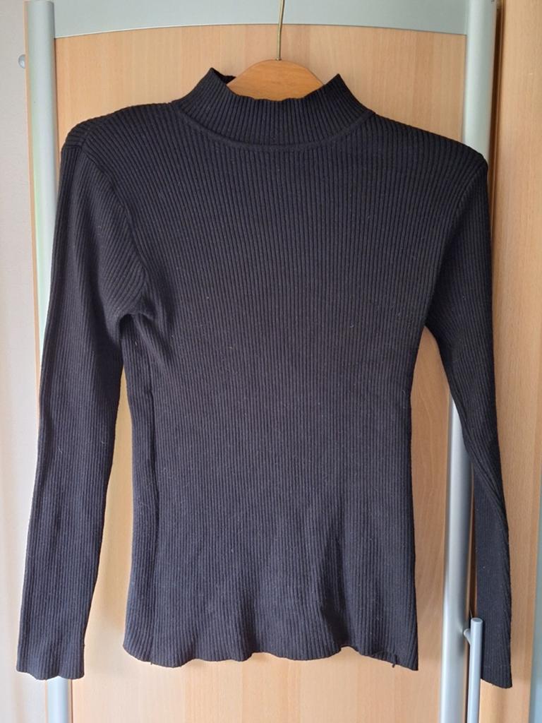 Zwart truitje maat M Shein, Kleding | Dames, Truien en Vesten, Maat 38/40 (M), Zwart, Ophalen of Verzenden, Zo goed als nieuw