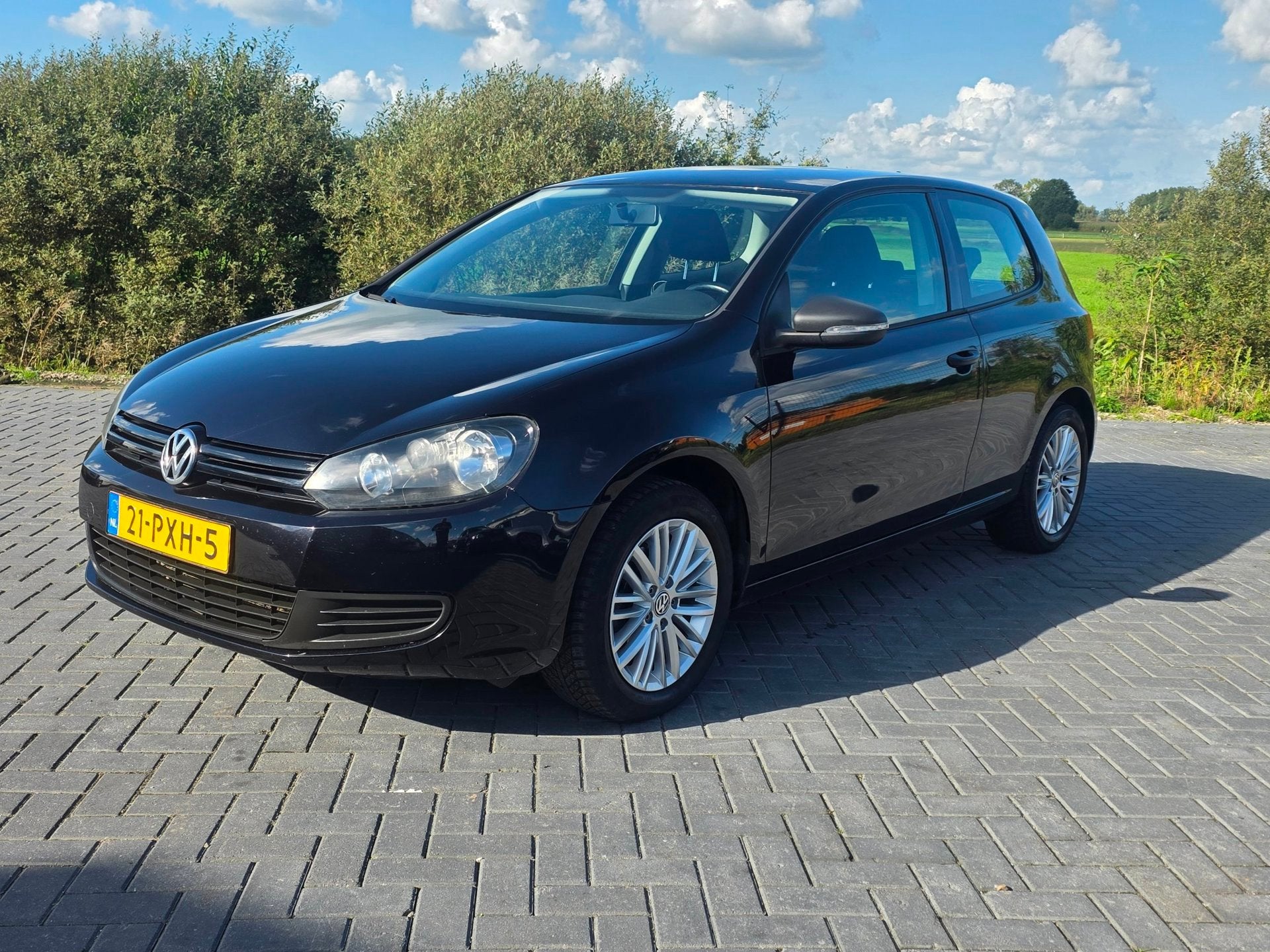 Volkswagen Golf TSI Trendline 2011 NAP nieuwe APK!, Auto's, Euro 5, 86 pk, Gebruikt, 4 cilinders