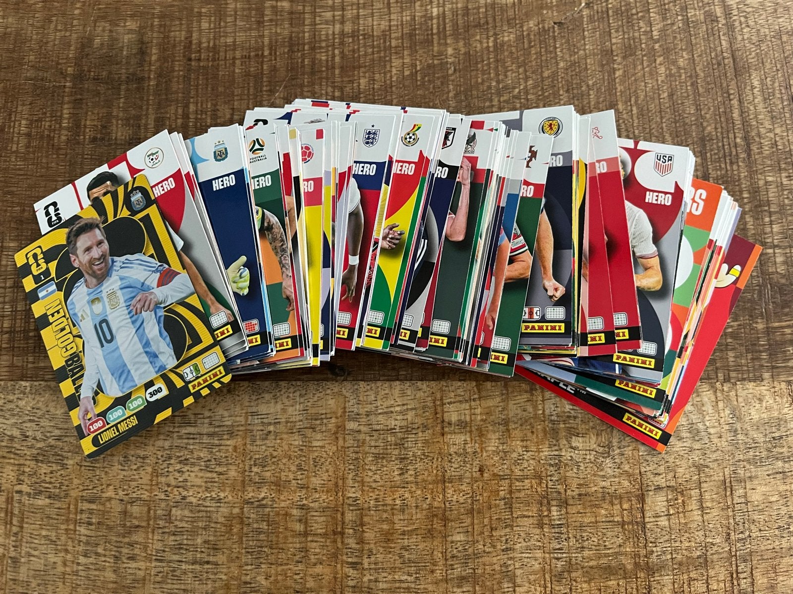 Ruilen/kopen - veel Panini Adrenalyn kaarten WK 2026, Ophalen of Verzenden, Zo goed als nieuw, Overige sporten, Spelerskaart